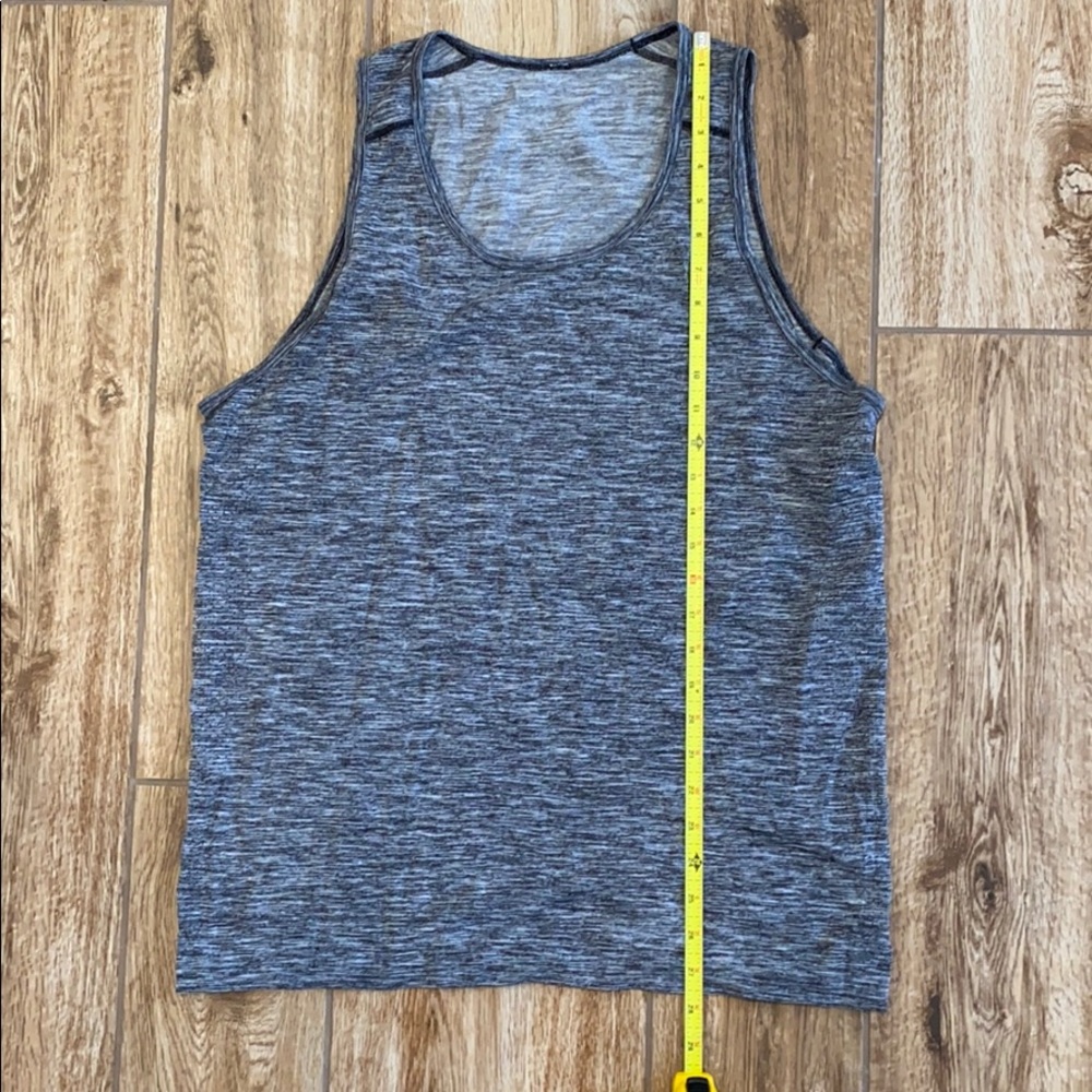 Lululemon men’s tank size L